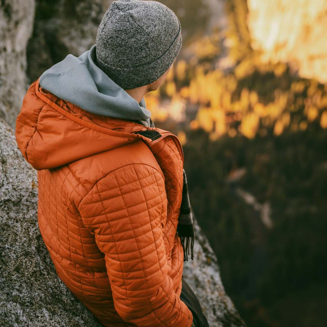 Outdoor Clothing & Jackets